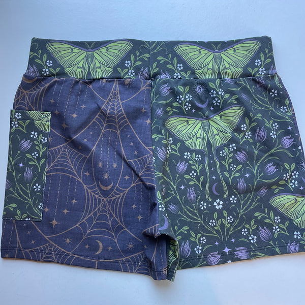pocket shorts- size large